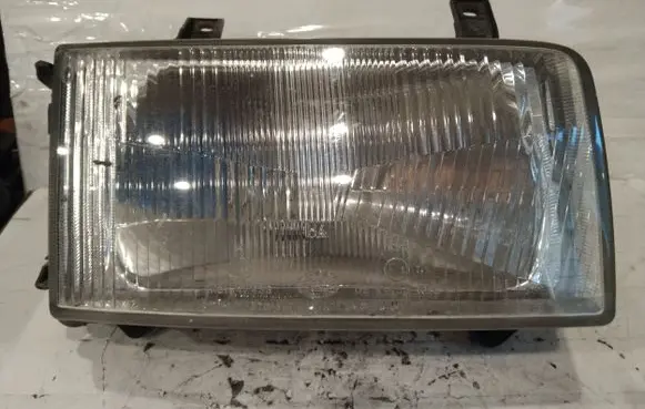 Volkswagen Transporter - Caravelle T4 Headlight/headlamp