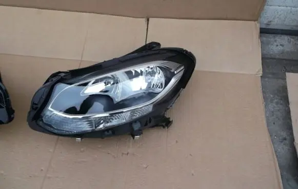 Mercedes-Benz B W246 W242 Headlight/headlamp