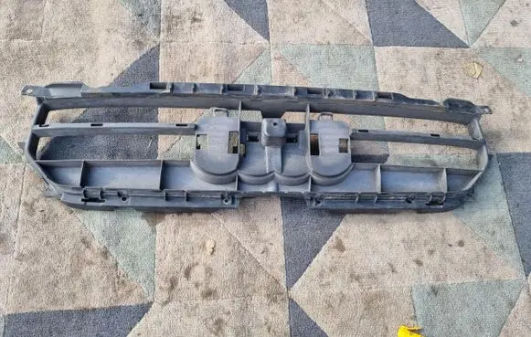 Audi A4 Allroad B8 Front bumper upper radiator grill 8K0807233G