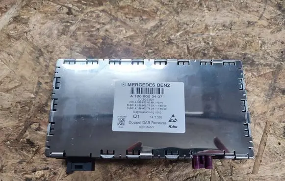 Mercedes-Benz E W212 Antenna control unit A1669003407 A1698202089 A1669027703