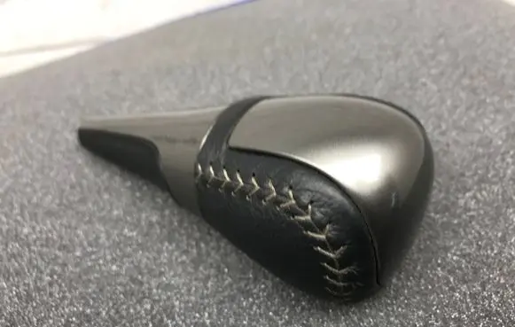 Toyota Yaris Gear lever shifter trim leather/knob