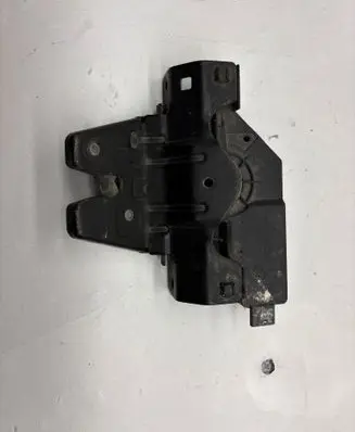 BMW 1 E81 E87 Tailgate/trunk/boot lock/catch/latch 8196401
