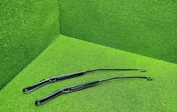 Renault Master III Front wiper blade arm 8200734777 8200734776 80020266