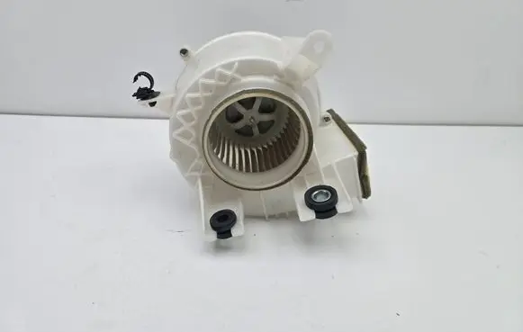 Toyota Auris 150 Heater fan/blower G923047070 1173003890