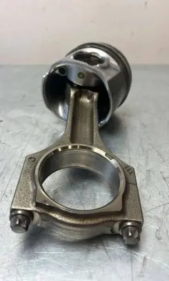 BMW 5 F10 F11 Piston with connecting rod 84l110
