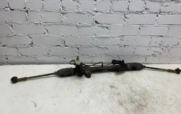Mitsubishi Grandis Steering rack