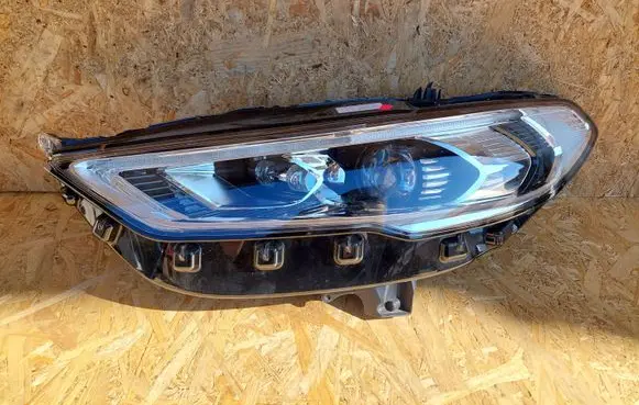 Ford Fusion II Headlight/headlamp 3279302
