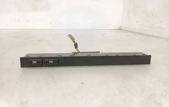 BMW 5 E39 Parking (PDC) sensor switch 8373769 61318373769