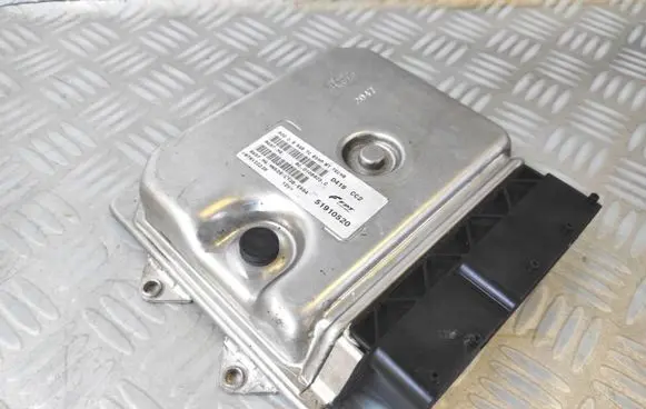 Fiat 500 Engine control unit/module 51910520