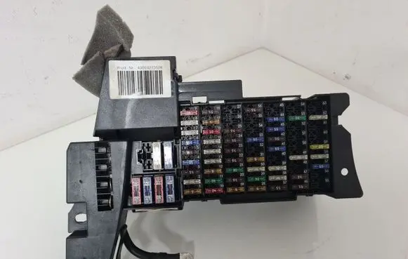 Mercedes-Benz B W245 Fuse module 1695450540