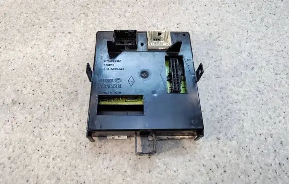 Renault Laguna II Comfort/convenience module 8200206775