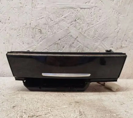 BMW 7 F01 F02 F03 F04 Car ashtray 9119317