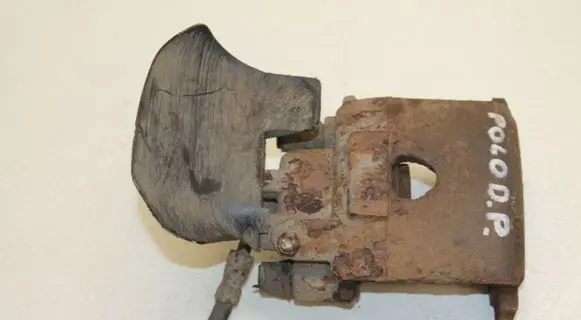 Volkswagen Polo III 6N 6N2 6NF Front brake caliper 1H0615194B