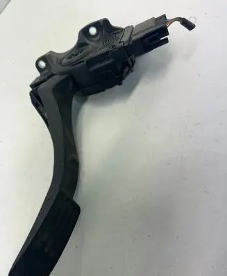 Ford Mondeo MK IV Accelerator throttle pedal 6G929F836SC C95YE02 6PV00922015