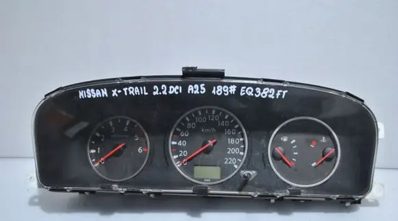 Nissan X-Trail T30 Speedometer (instrument cluster) eq382ft
