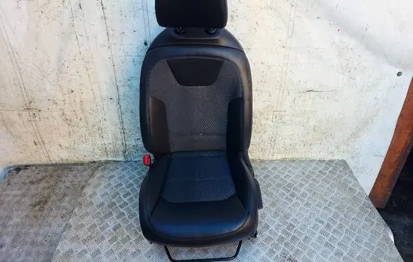 KIA Niro Front driver seat 88B70AT010 CS391130B0 88500AT510CCV