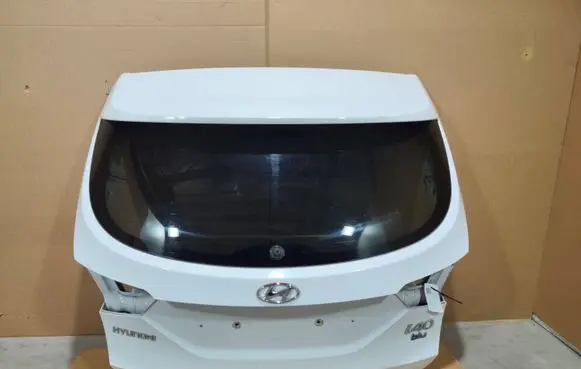 Hyundai i40 Tailgate/trunk/boot lid