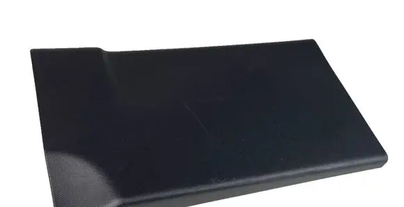 (B) pillar trim (bottom)