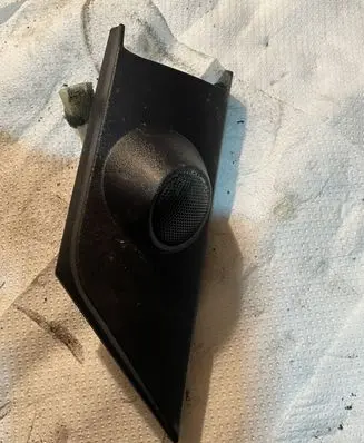 SsangYong Korando Front door high frequency speaker