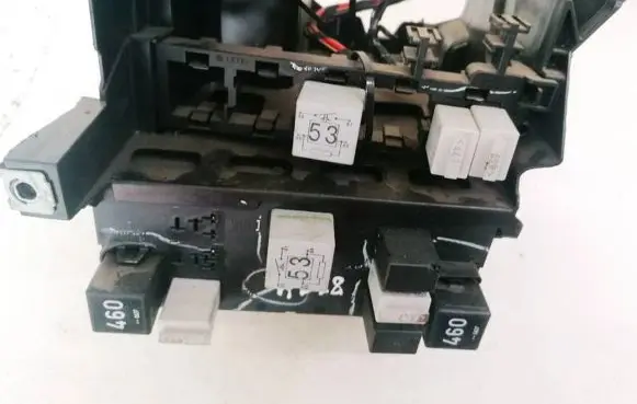 Volkswagen Jetta V Fuse box set 3C0937049