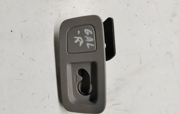 Volvo XC60 Cargo luggage net fixing mount 30715567
