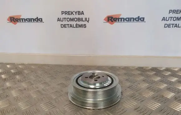 Iveco Daily 6th gen Crankshaft pulley 504076697