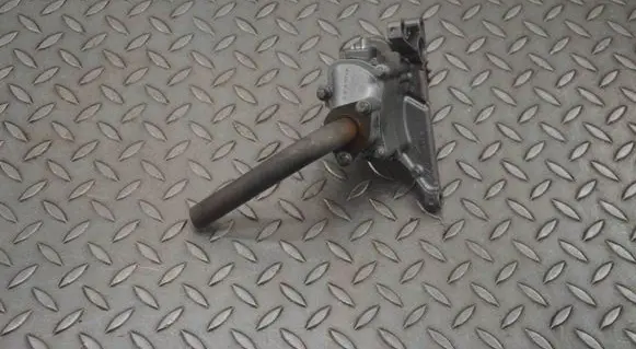 Mercedes-Benz Sprinter W906 Oil pump 6111810201