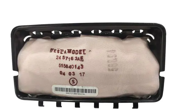Tesla Model S Passenger airbag 0589P1000551 A17C4000804