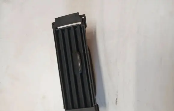 Volvo V70 Dash center air vent grill 30676293
