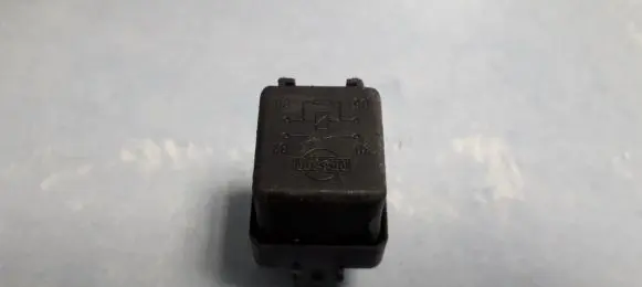Nissan Terrano Other relay 252309f900 4ra940010-65