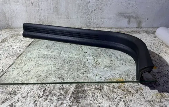 Volvo V50 Front sill trim cover 8641785