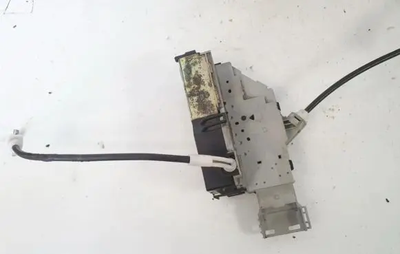 Citroen C4 I Front door lock