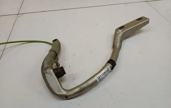 Audi 80 90 B2 Tailgate/trunk/boot hinge 811827299