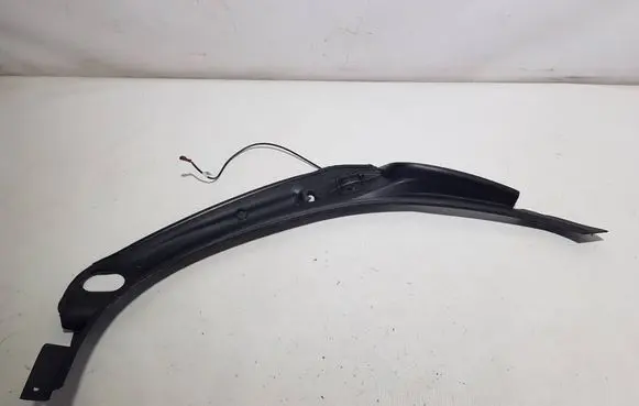 Mercedes-Benz ML W164 Cover in windowsill 1646932233FBBB A1646932233 A1646901630