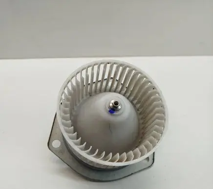 Mitsubishi Pajero Heater fan/blower 