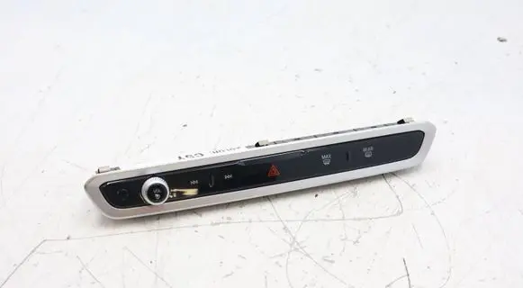 BMW XM Head unit multimedia control 5A64198MWGK110626 5A64198