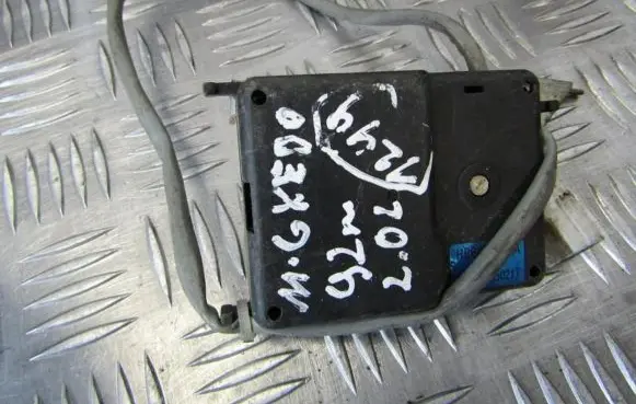 Mazda Xedos 6 Air flap motor/actuator hb600ga5ra
