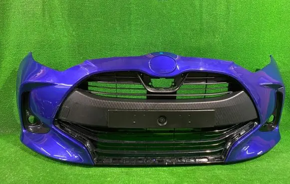 Toyota Yaris XP210 Front bumper