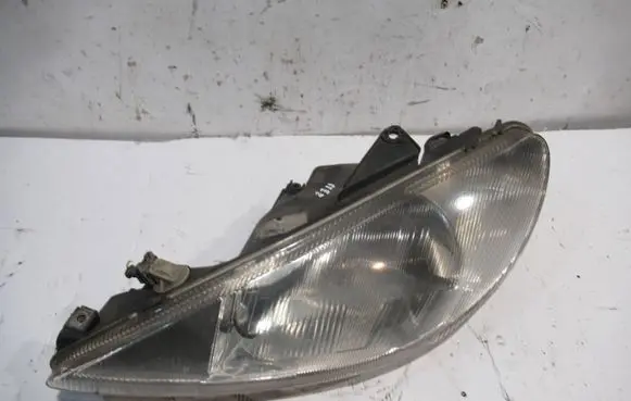 Peugeot 206 Headlight/headlamp