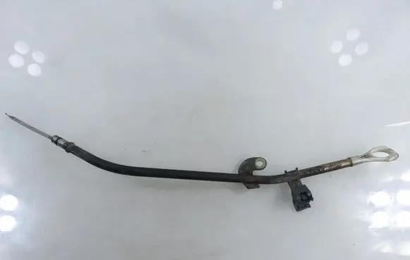 Mitsubishi Outlander Oil level dip stick 