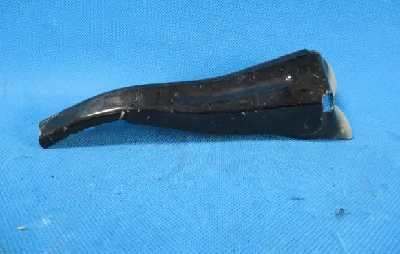 Mazda CX-7 Holder (bracket) 