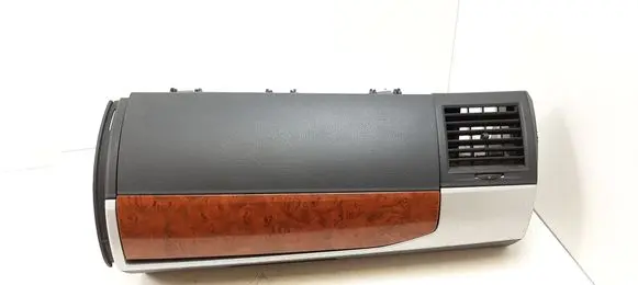 Chrysler Town & Country V Glove box L0098889 70854XDV 70787XDV