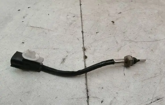 Mitsubishi Outlander Intake air temperature sensor 1865A244 004T130680