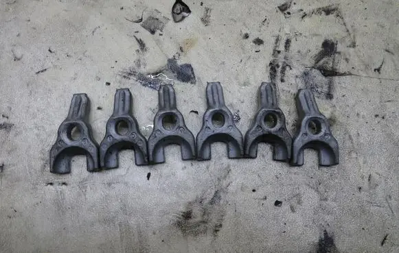 BMW 6 F12 F13 Fuel Injector clamp holder GMAUTO4574097