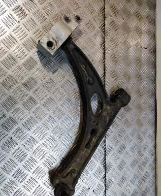 Volkswagen Touran I Front lower control arm/wishbone