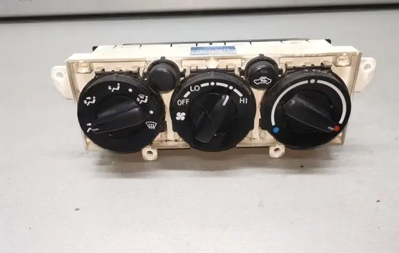 Toyota Avensis T220 Climate control unit 5590005080 1464308390