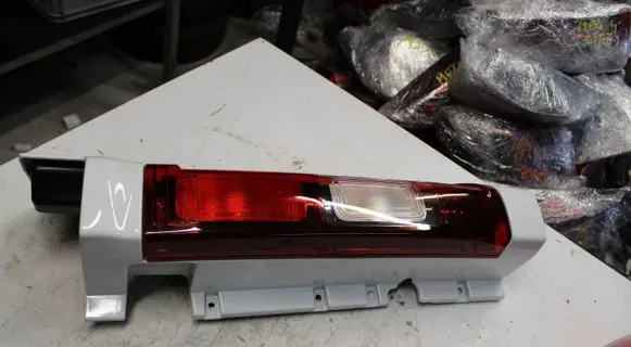 Renault Trafic III (X82) Rear/tail lights