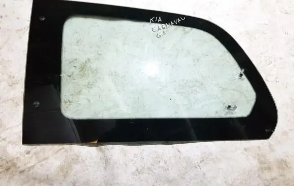 KIA Carnival Rear side window