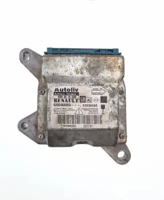 Nissan Primastar Airbag control unit/module 8200469203 608361600B 93856086