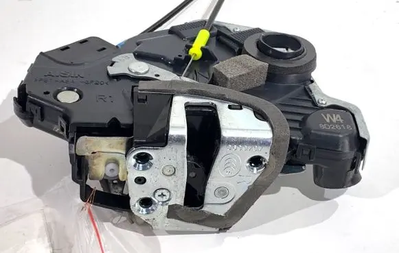 Lexus NX Front door lock